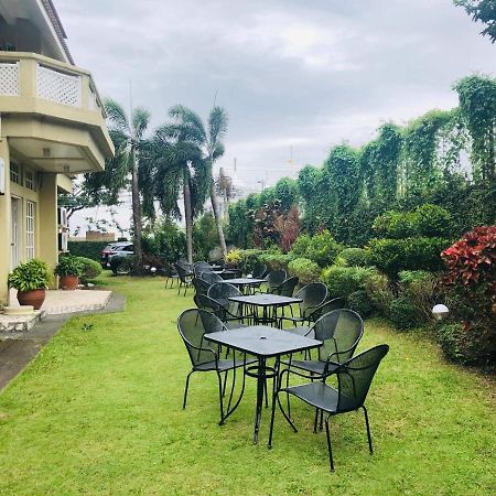 Citi Garden Suites Naga Kültér fotó
