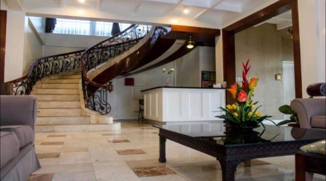 Citi Garden Suites Naga Kültér fotó